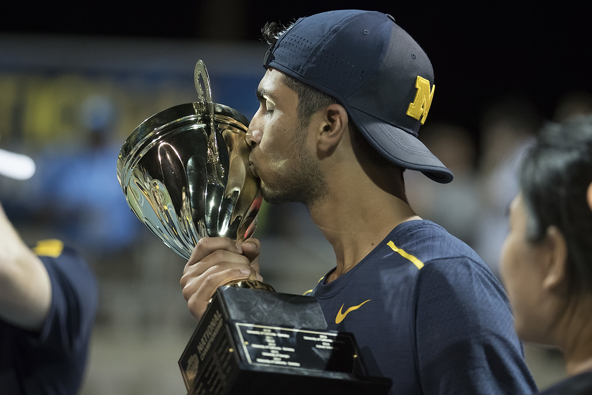2017 National Champions Michigan kiss trophy